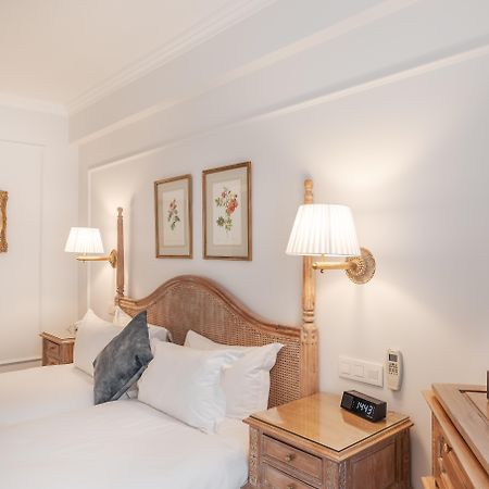 Hotel Manos Stephanie Saint-Gilles Εξωτερικό φωτογραφία